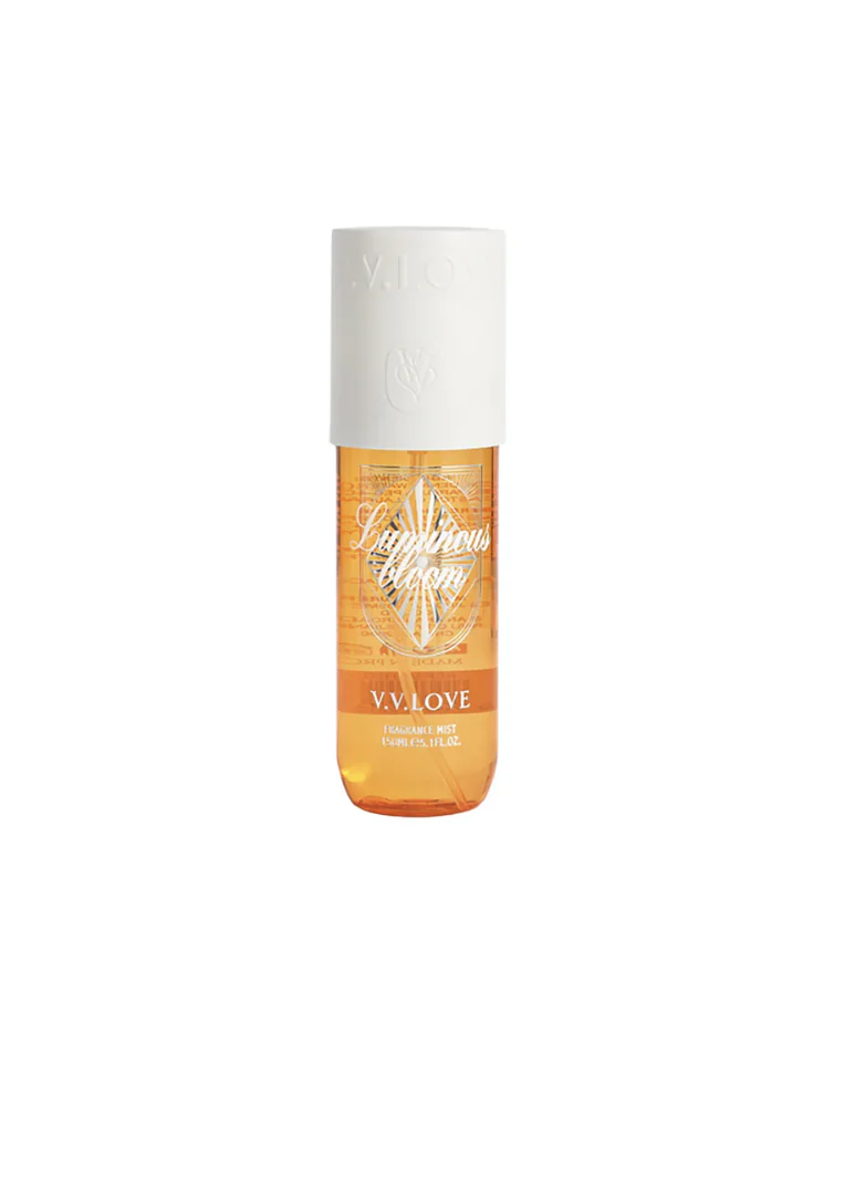 VV Love Luminous Bloom : La Brume Éclatante Qui Fleurit sur Votre Peau